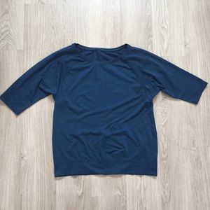 Sweaty Betty Top Blue Perforated Medium